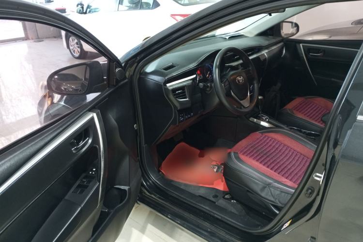Used Toyota Corolla 2017 1.2T CVT GL-i Driver Seat