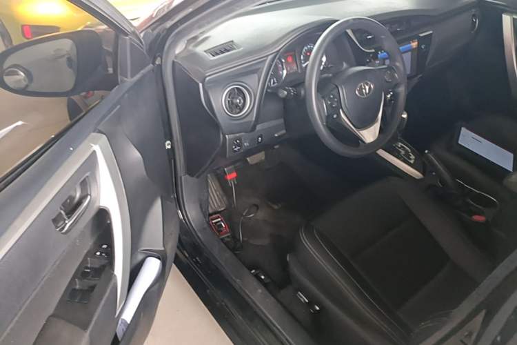 Used Toyota Corolla 2017 Revised Version 1.2T S-CVT GL-i Driver Seat