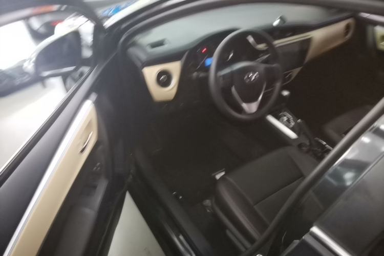 Used Toyota Corolla 2017 Revised Version 1.2T S-CVT GL Driver Seat
