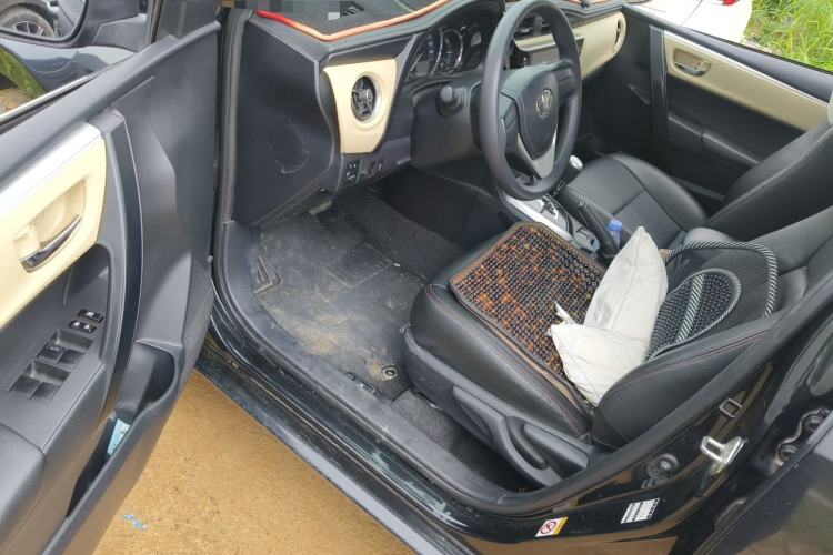 Used Toyota Corolla 2017 Revised Version 1.2T S-CVT GL Driver Seat