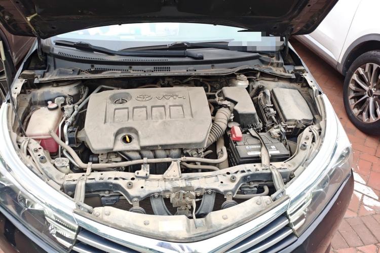 Used Toyota Corolla 2017 1.6L CVT GL Engine Bay