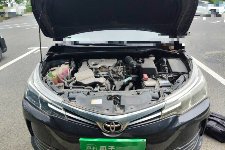 Used Toyota Corolla 2017 Revised Version 1.2T S-CVT GL Engine Bay