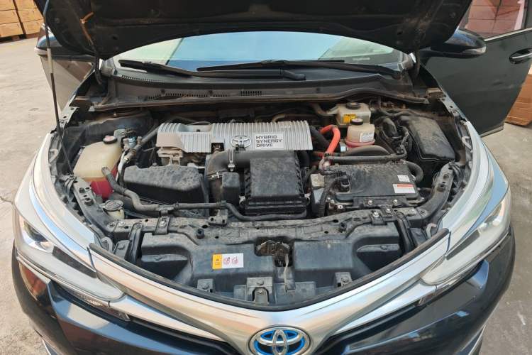 Used Toyota Corolla 2017 Revised Dual-Engine 1.8L E-CVT Elite Edition Engine Bay