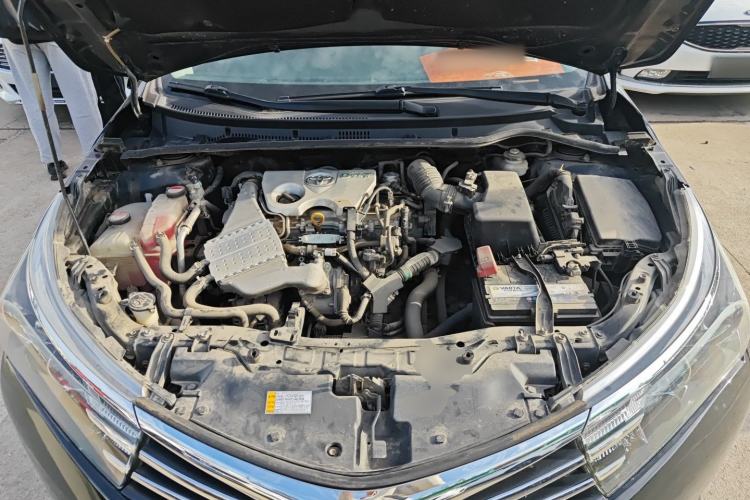 Used Toyota Corolla 2017 1.2T CVT GL Engine Bay