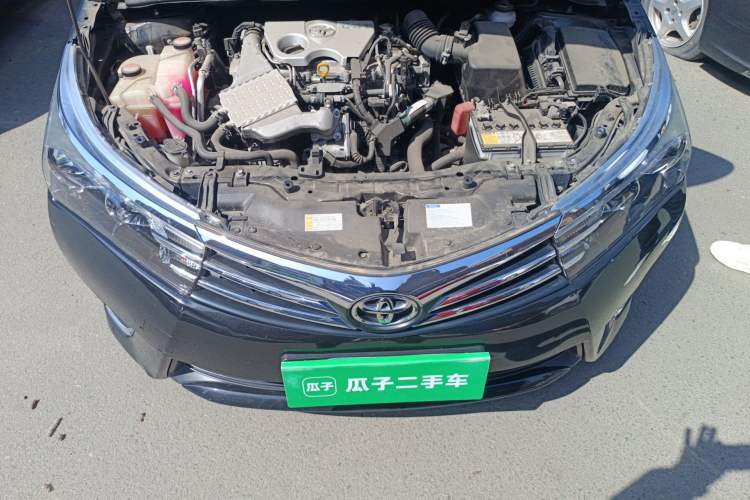 Used Toyota Corolla 2017 1.2T CVT GL Engine Bay