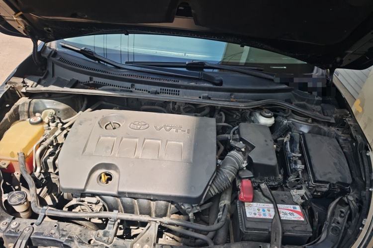 Used Toyota Corolla 2017 Revised Version 1.6L S-CVT GL Engine Bay