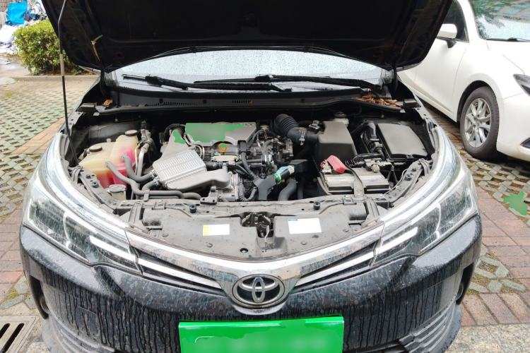 Used Toyota Corolla 2017 1.2T CVT GL Engine Bay