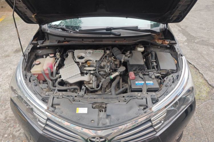 Used Toyota Corolla 2017 1.2T CVT GL-i Engine Bay