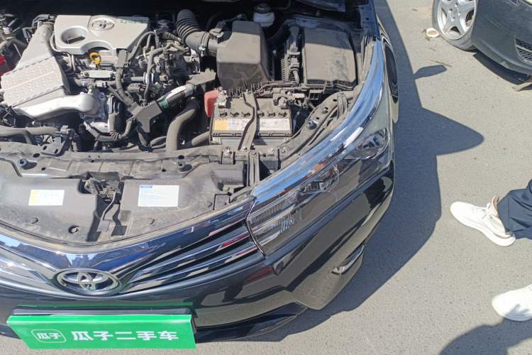 Used Toyota Corolla 2017 1.2T CVT GL Engine Bay Left