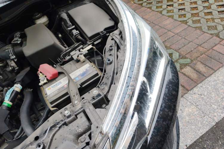 Used Toyota Corolla 2017 1.2T CVT GL Engine Bay Left