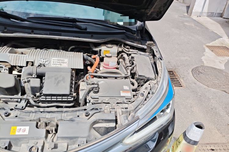 Used Toyota Corolla 2017 Revised Dual-Engine 1.8L E-CVT Elite Edition Engine Bay Left