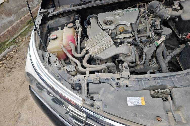Used Toyota Corolla 2017 1.2T CVT GL Engine Bay Right