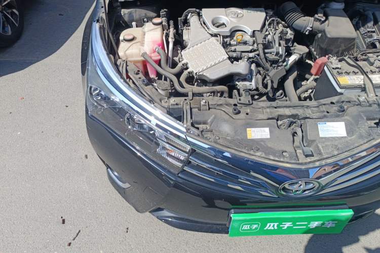 Used Toyota Corolla 2017 1.2T CVT GL Engine Bay Right
