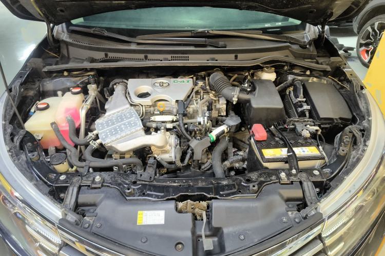 Used Toyota Corolla 2017 1.2T CVT GL Engine Bay