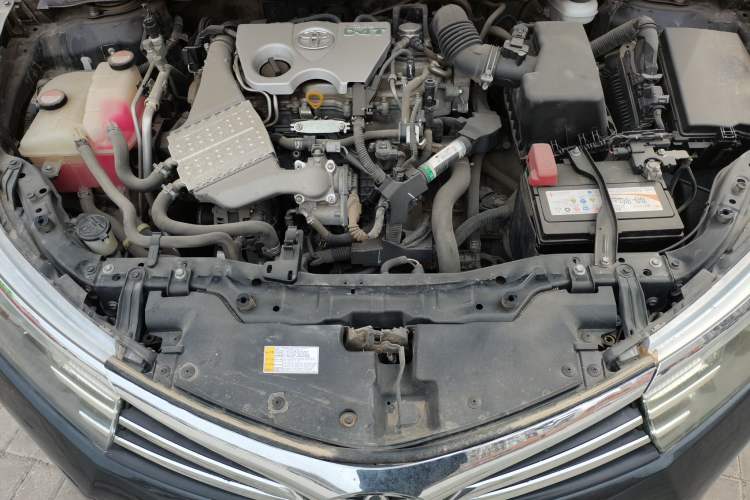 Used Toyota Corolla 2017 1.2T CVT GL-i Engine Bay