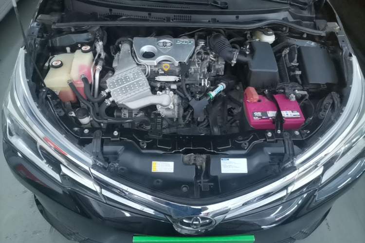 Used Toyota Corolla 2017 Revised Version 1.2T S-CVT GL Engine Bay