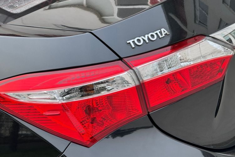 Used Toyota Corolla 2017 1.2T CVT GL Exterior 1