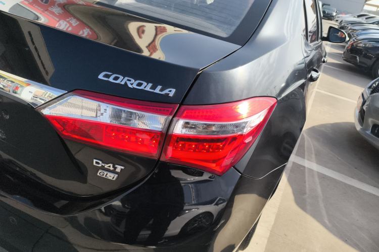Used Toyota Corolla 2017 1.2T CVT GL-i Leather Edition Exterior 3