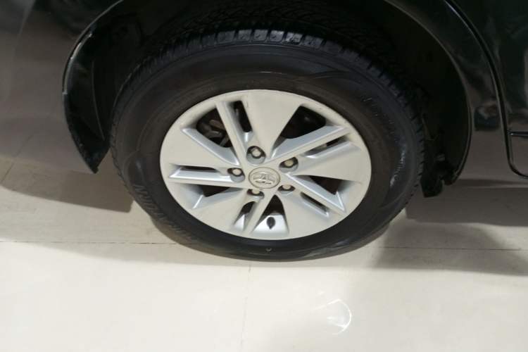Used Toyota Corolla 2017 1.2T CVT GL-i Exterior 4