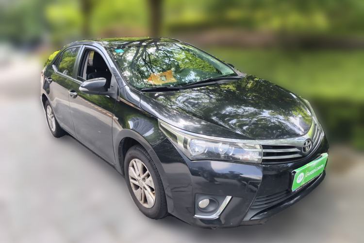 Used Toyota Corolla 2017 1.6L CVT GL Front Right 45 Deg