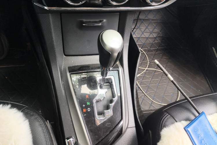 Used Toyota Corolla 2017 1.6L CVT GL Gear Lever