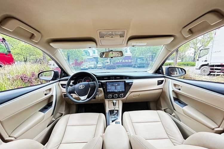 Used Toyota Corolla 2017 1.2T CVT GL Interior 2