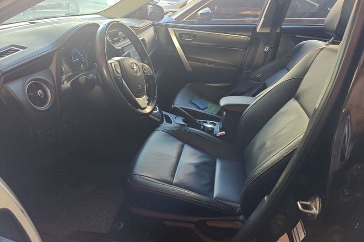 Used Toyota Corolla 2017 Revised Dual-Engine 1.8L E-CVT Elite Edition Left Front Seat