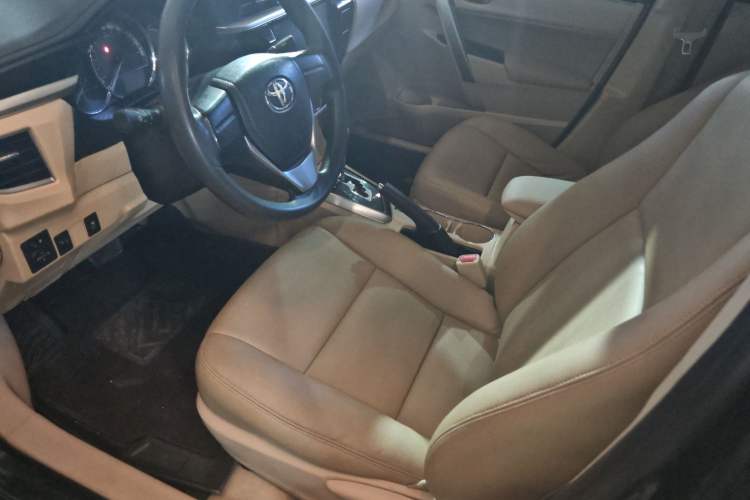 Used Toyota Corolla 2017 1.2T CVT GL Left Front Seat