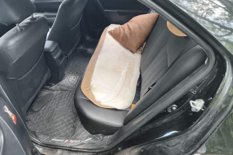 Used Toyota Corolla 2017 1.6L CVT GL Left Rear Seat