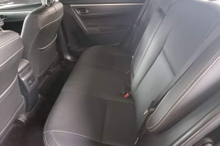 Used Toyota Corolla 2017 Revised Version 1.2T S-CVT GL-i Left Rear Seat
