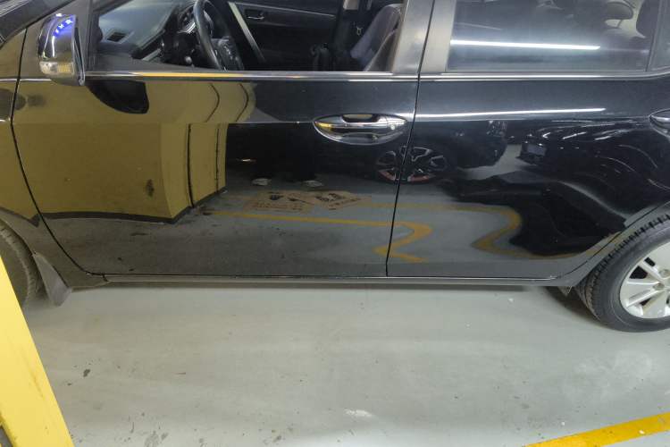 Used Toyota Corolla 2017 1.2T CVT GL Left Side Sill