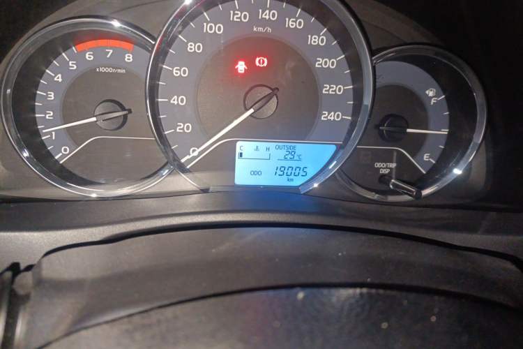 Used Toyota Corolla 2017 Revised Version 1.2T Manual GL Odometer Close Up