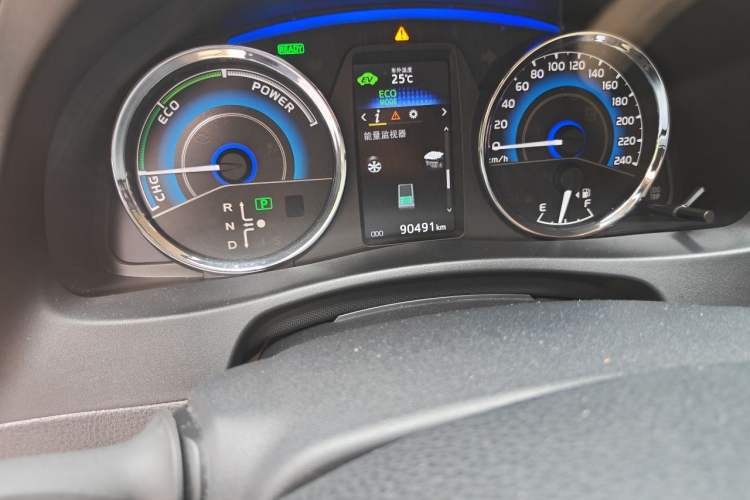 Used Toyota Corolla 2017 Revised Dual-Engine 1.8L E-CVT Elite Edition Odometer Close Up