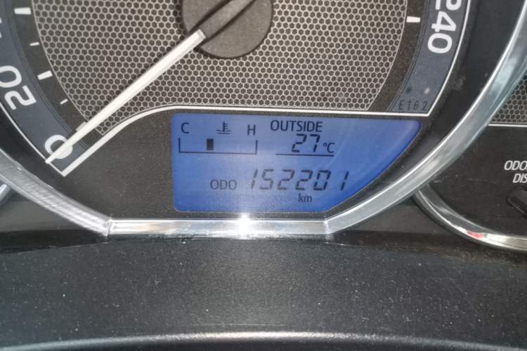Used Toyota Corolla 2017 1.6L Manual GL Odometer Close Up