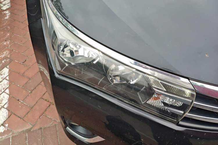 Used Toyota Corolla 2017 1.6L CVT GL Right Front Headlight