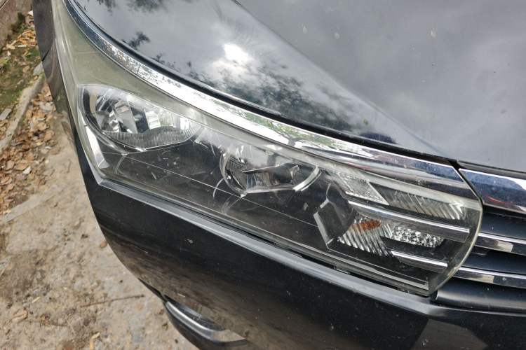 Used Toyota Corolla 2017 1.2T CVT GL Right Front Headlight