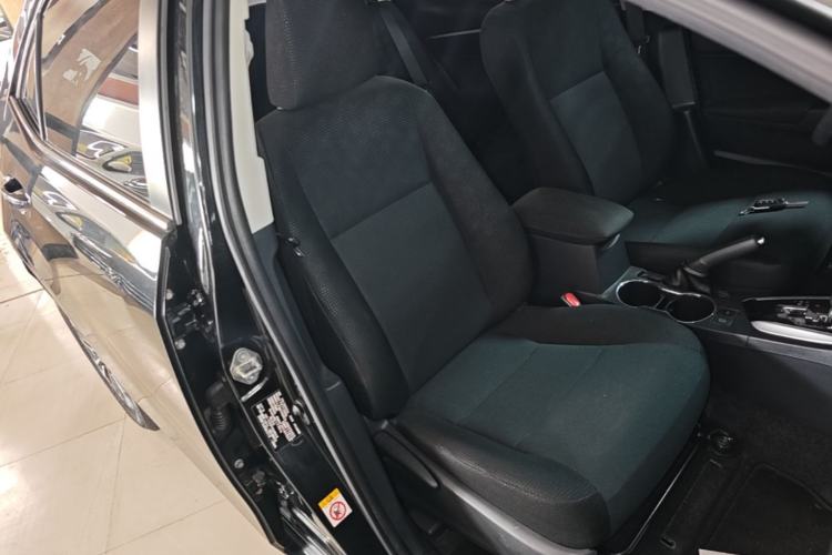 Used Toyota Corolla 2017 Revised Version 1.2T S-CVT GL Right Front Seat