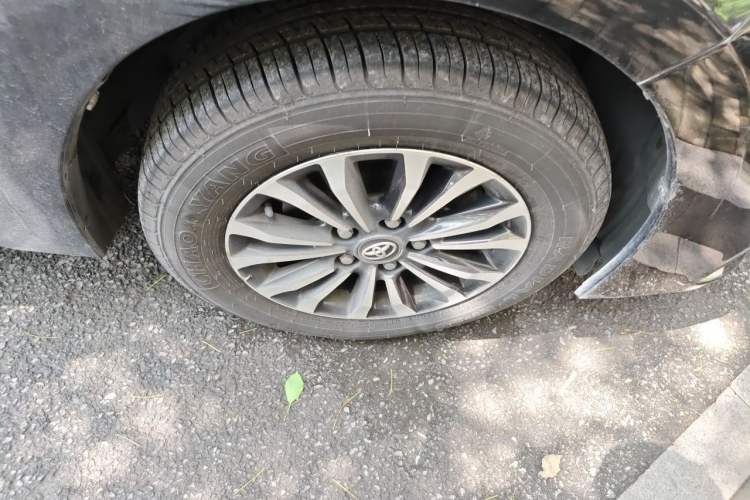 Used Toyota Corolla 2017 Revised Version 1.2T S-CVT GL-i Right Front Wheel Hub