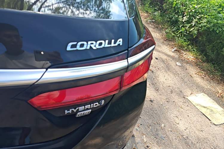 Used Toyota Corolla 2017 Revised Dual-Engine 1.8L E-CVT Elite Edition Right Rear Taillight