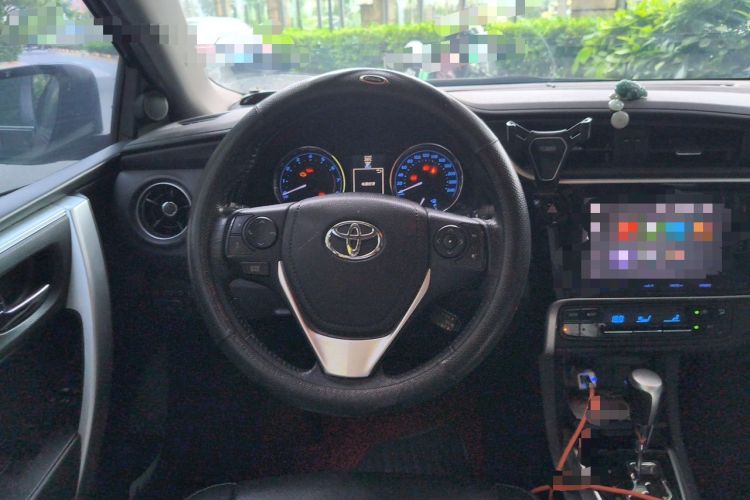 Used Toyota Corolla 2017 Revised 1.8L S-CVT GLX-i Steering Wheel