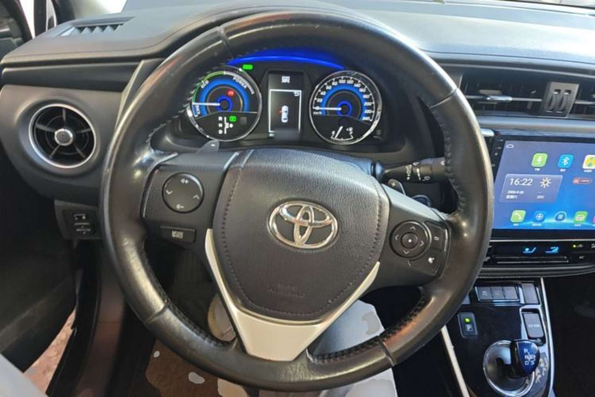 Used Toyota Corolla 2017 Revised Dual-Engine 1.8L E-CVT Elite Edition Steering Wheel
