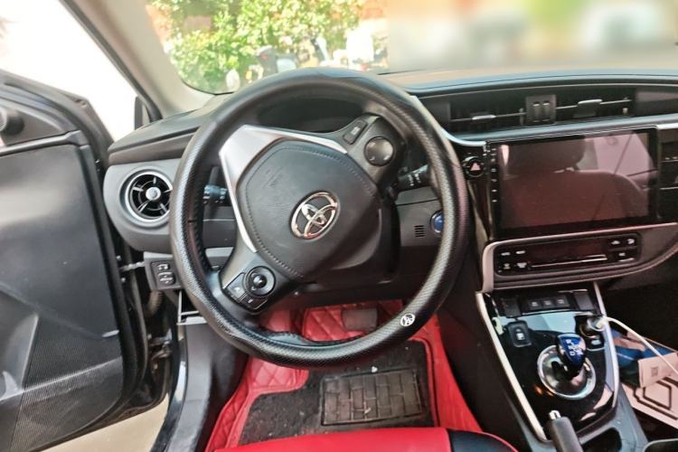 Used Toyota Corolla 2017 Revised Dual-Engine 1.8L E-CVT Elite Edition Steering Wheel