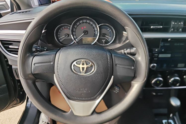 Used Toyota Corolla 2017 1.2T CVT GL Steering Wheel
