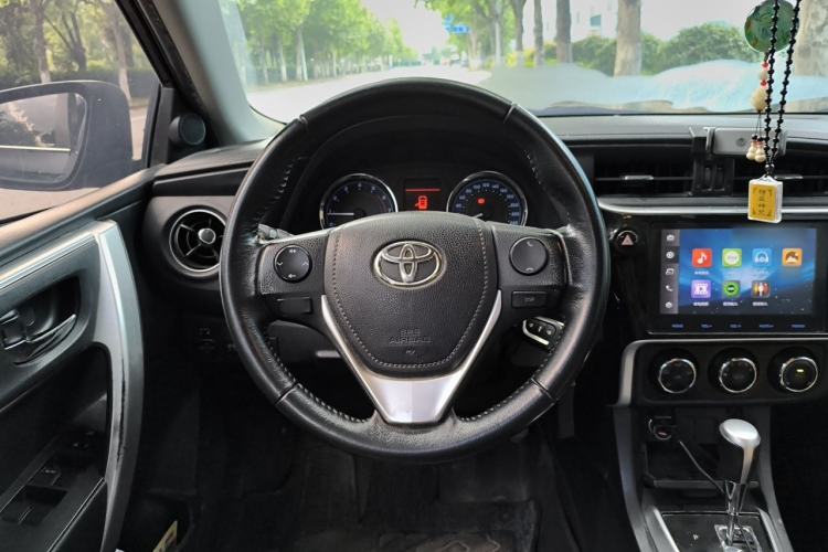 Used Toyota Corolla 2017 Revised Version 1.2T S-CVT GL-i Leather Edition Steering Wheel