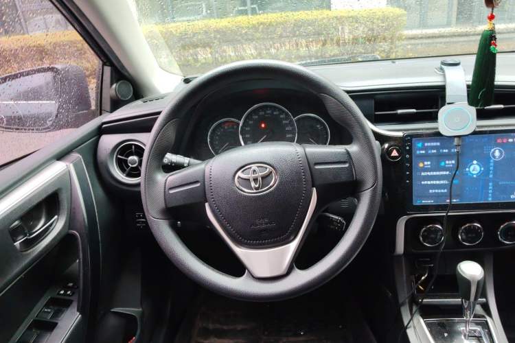 Used Toyota Corolla 2017 1.2T CVT GL Steering Wheel