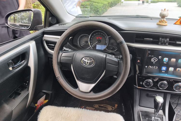 Used Toyota Corolla 2017 1.6L CVT GL Steering Wheel
