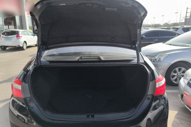 Used Toyota Corolla 2017 1.2T CVT GL-i Leather Edition Trunk