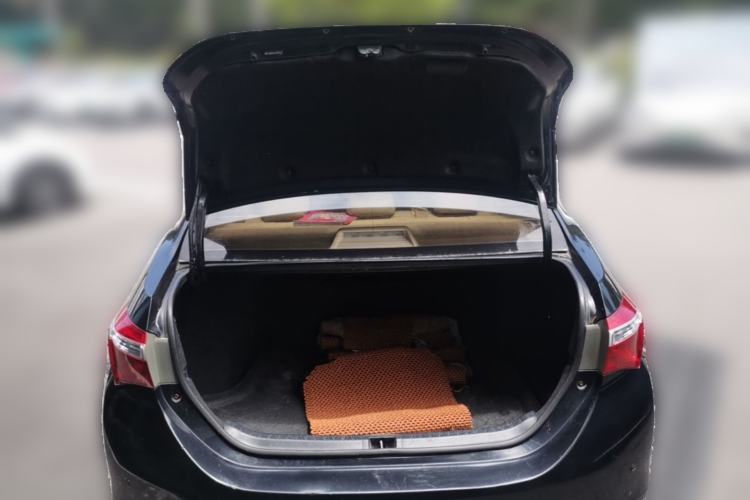 Used Toyota Corolla 2017 1.6L Manual GL Trunk