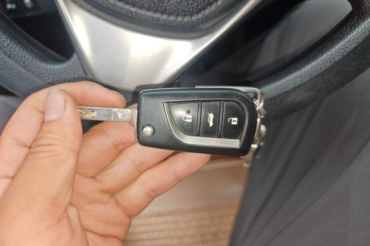Used Toyota Corolla 2017 1.2T CVT GL-i Vehicle Key