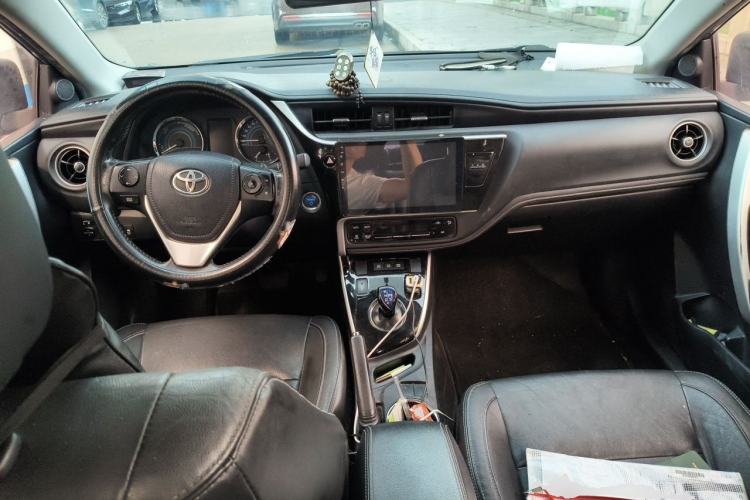 Used Toyota Corolla 2017 Revised Dual-Engine 1.8L E-CVT Elite Edition Center Console